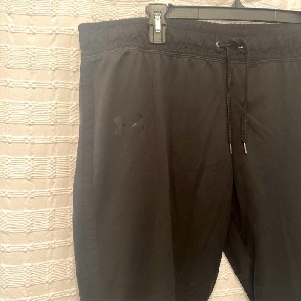 XL Black Under Armour Sweatpants